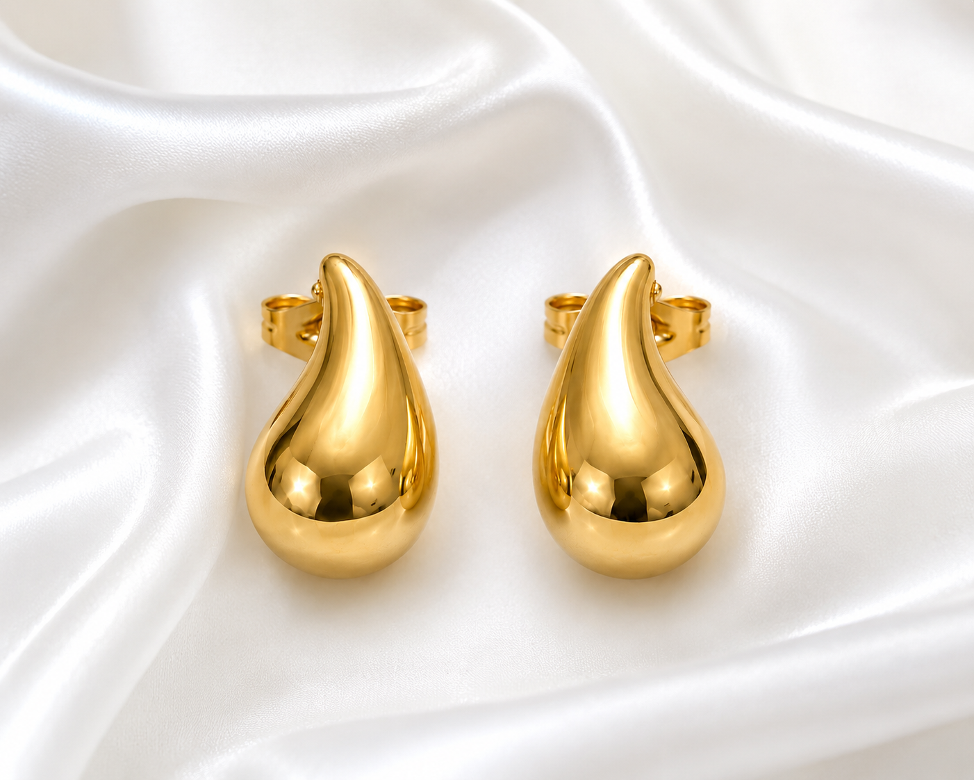 Lumière Drop Earrings – Gold