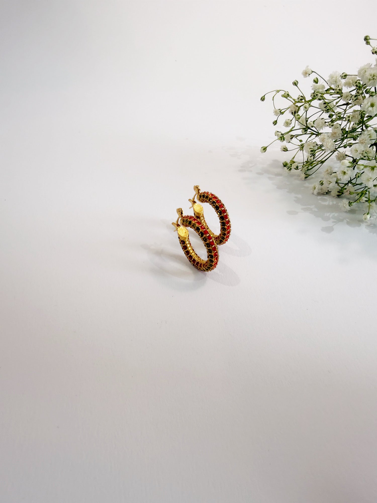 Twinkle Ohrringe 18K vergoldet Detailansicht