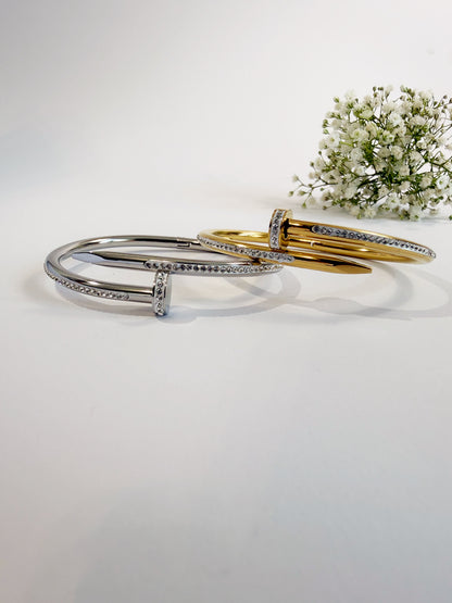 Flora Luxe Armreif 18K vergoldet Seitenansicht