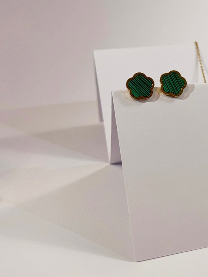 Tréfle Set 18K vergoldet Nahaufnahme