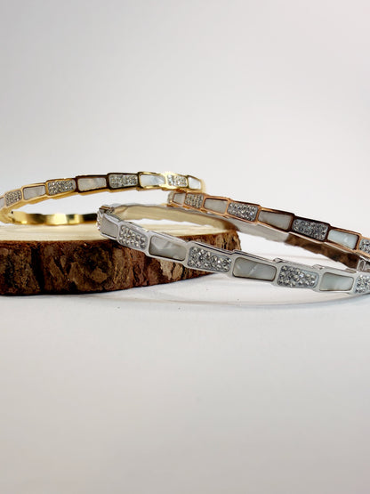 Magnolia Set 18K vergoldet Komplettansicht